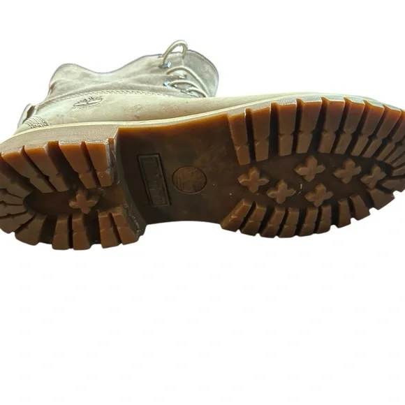 Timberland Tan Ankle Boots - Picture 13 of 14